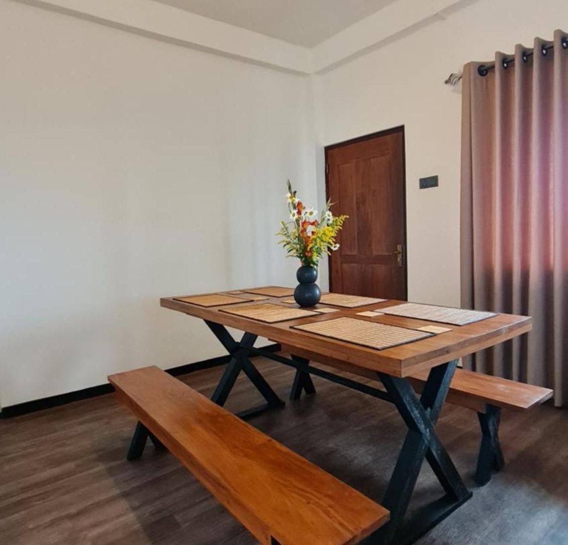 Crosswinds Guest house *