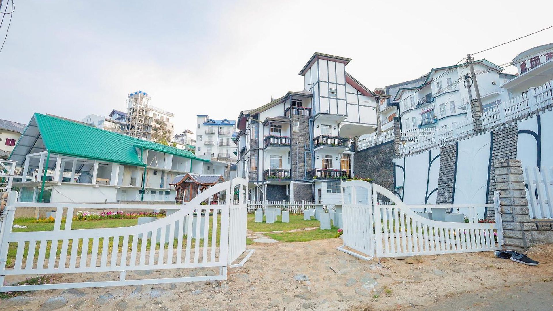 Clifton Manor Luxury Boutique