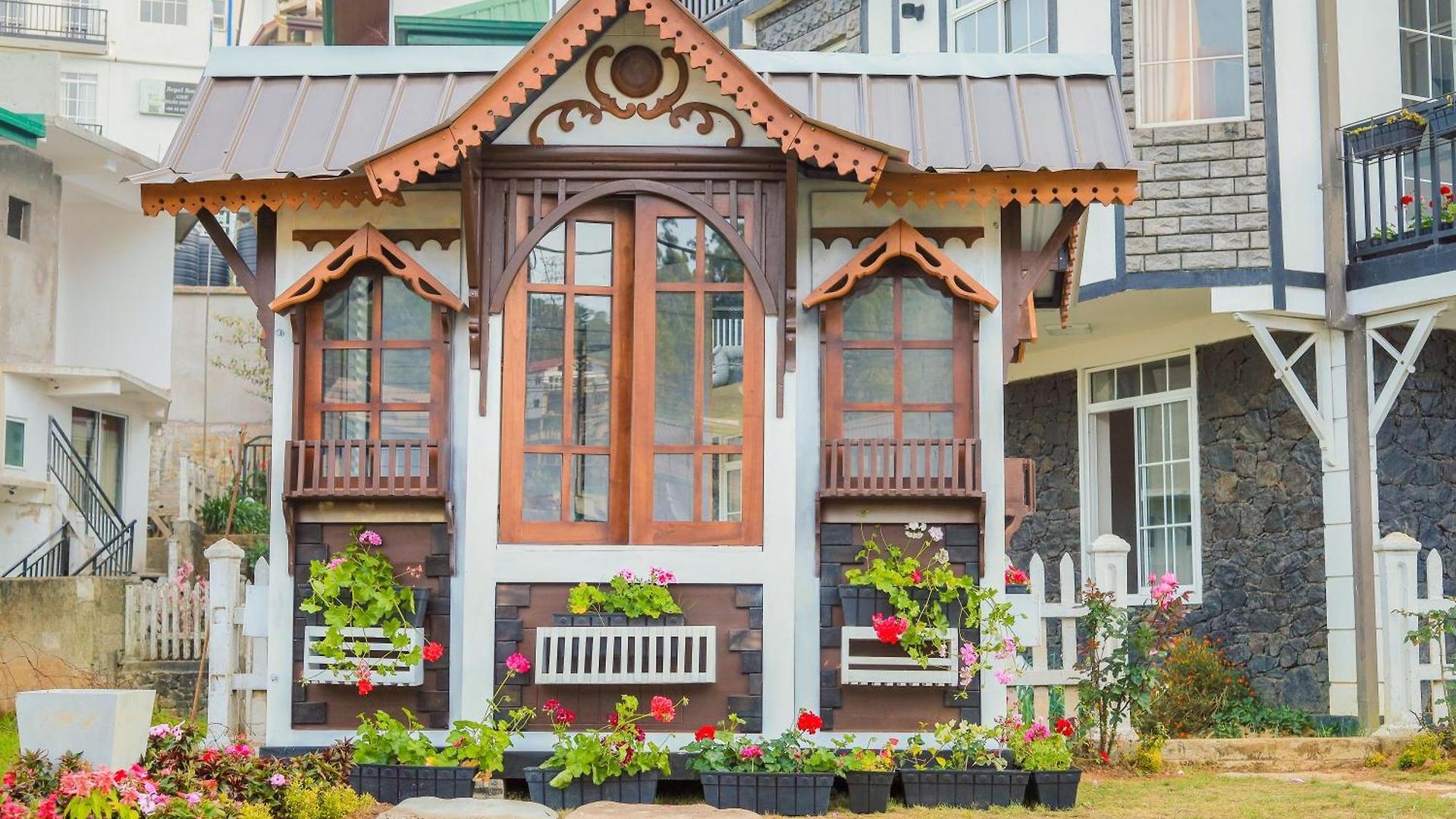 Clifton Manor Luxury Boutique