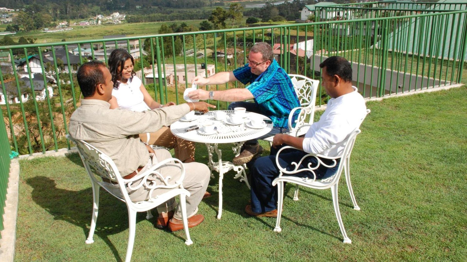 Tea Bush Hotel 3*
