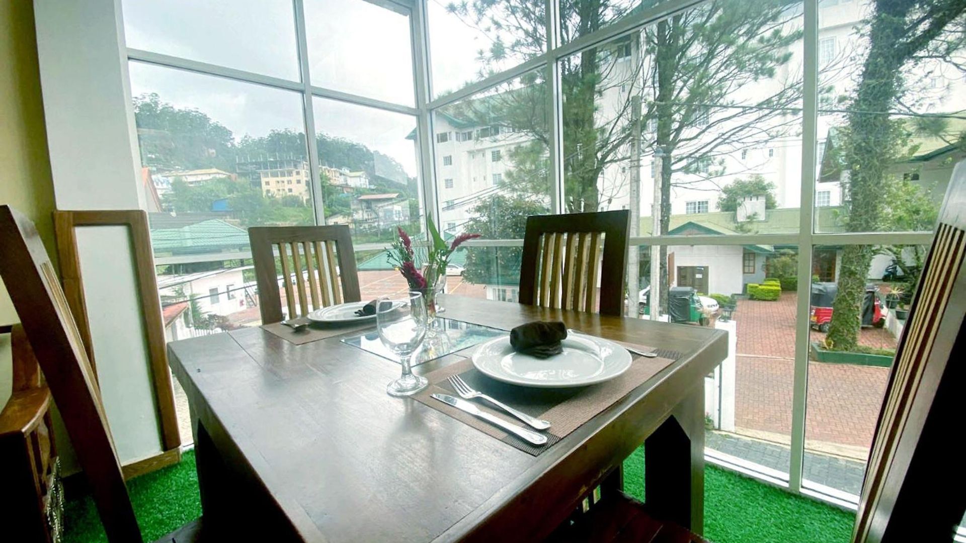 Summer Glow Guest - * Nuwara Eliya