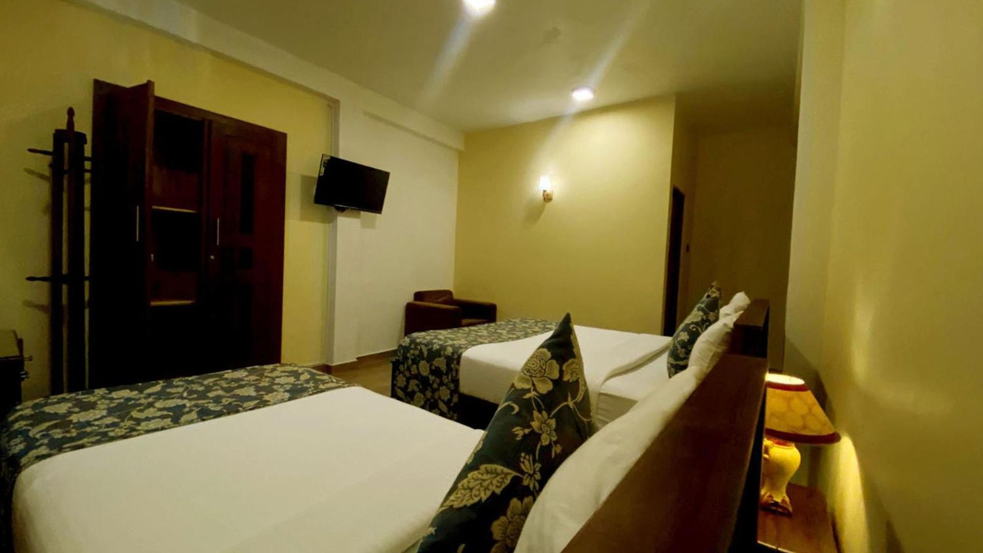 Summer Glow Guest - Nuwara Eliya