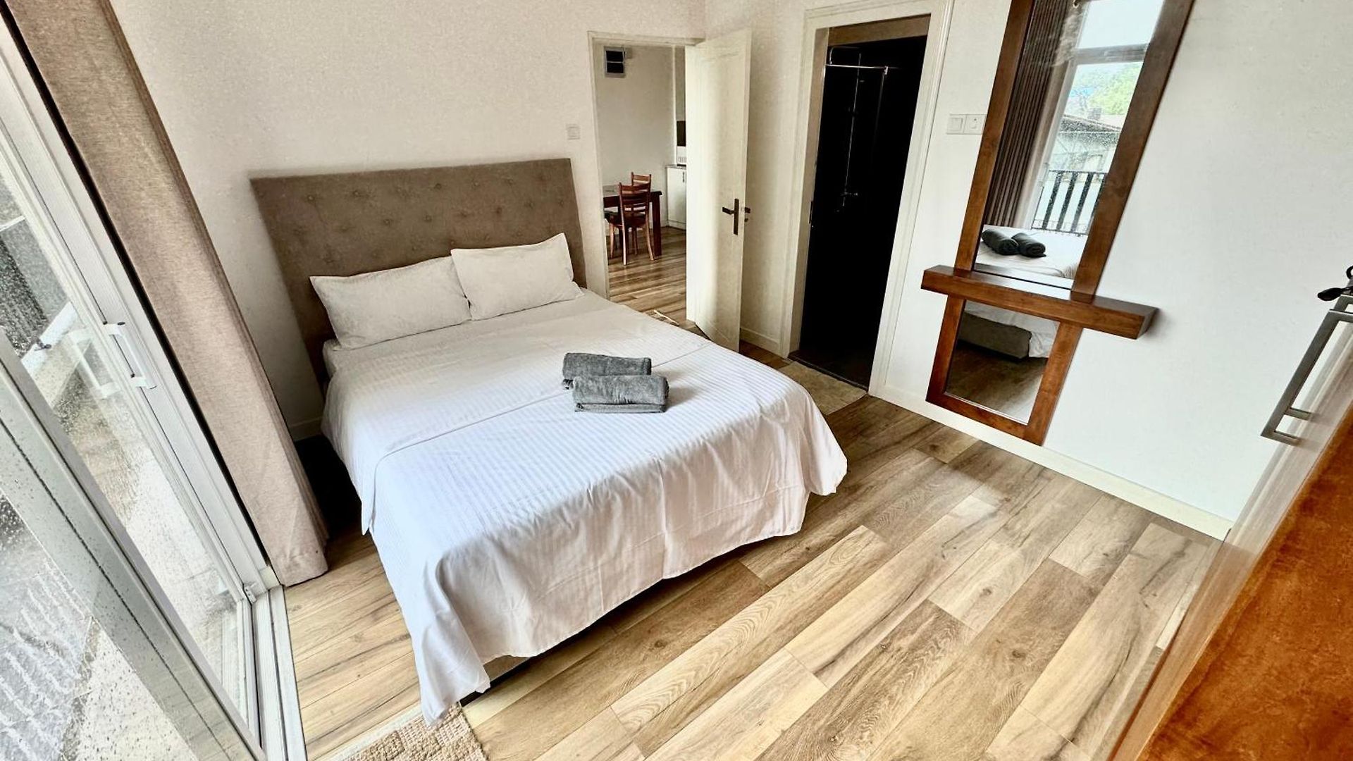 View Residencies G09 - G10 Apartment