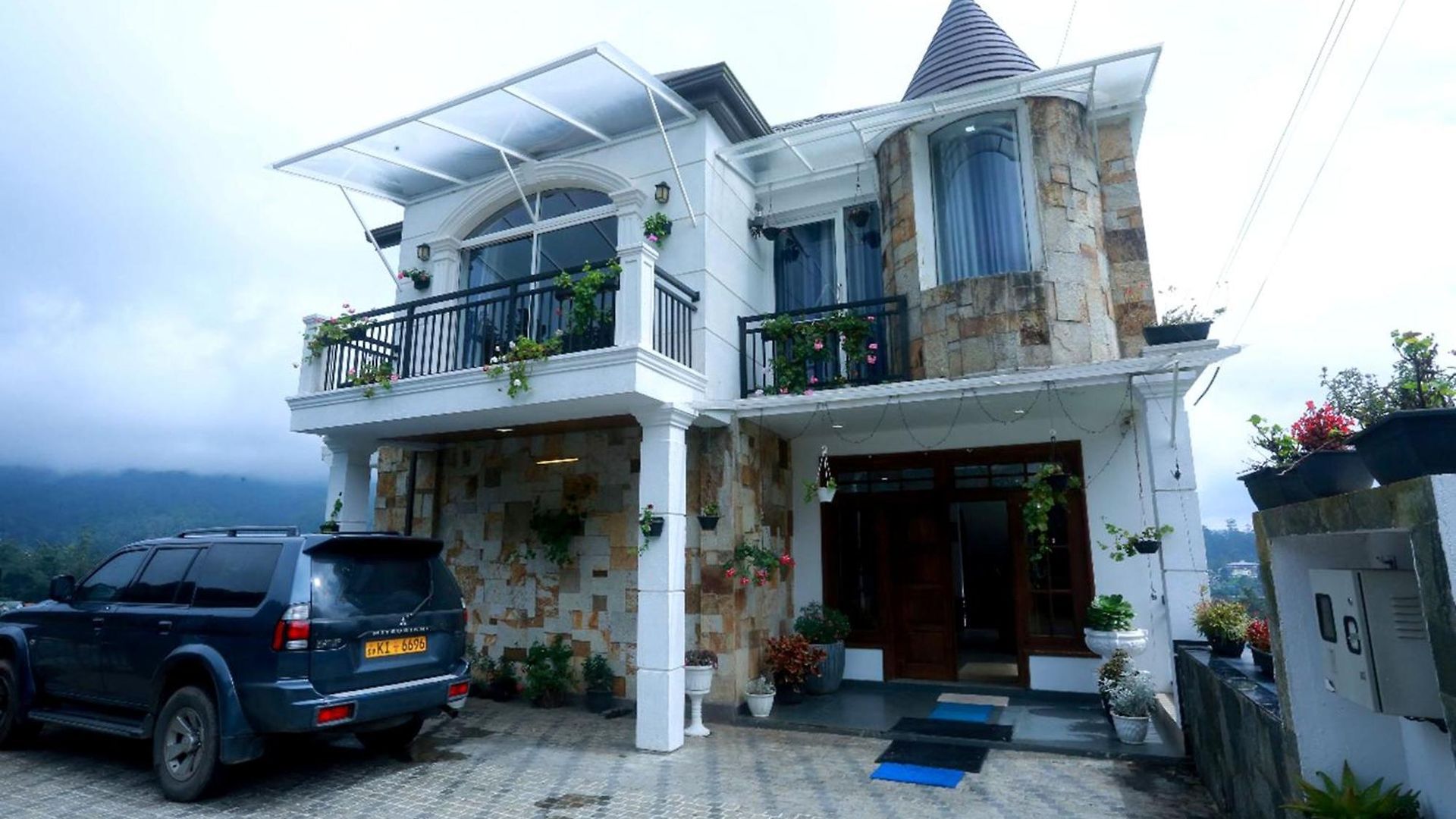 Sky Heaven Nuwaraeliya Guest house Nuwara Eliya