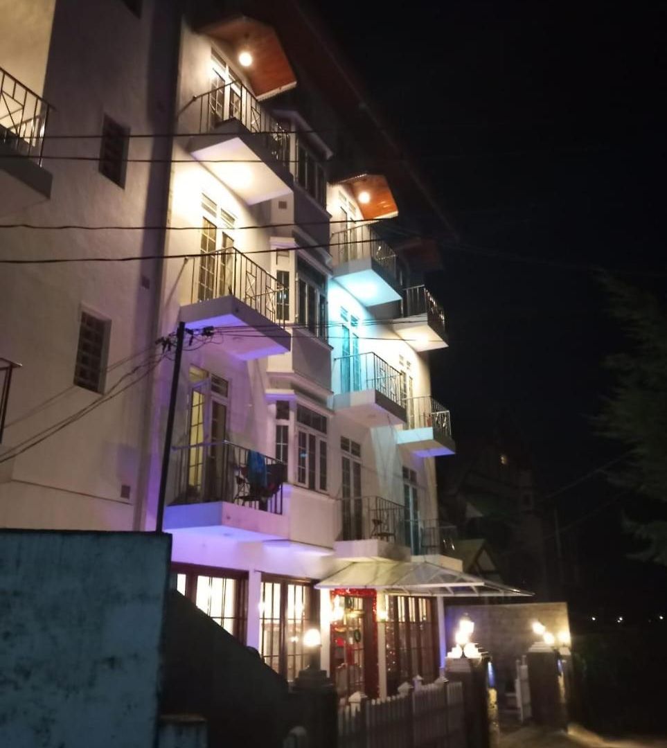 Hotel Royal Pearl Hills 3*