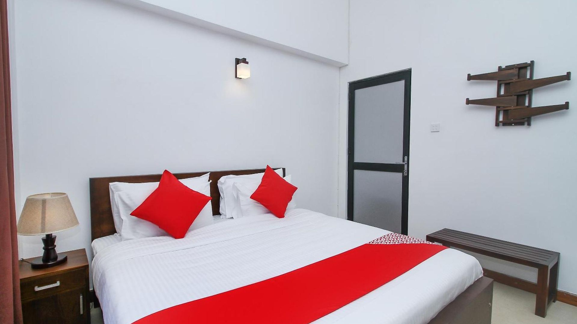 Hotel Delphin Nuwara Eliya