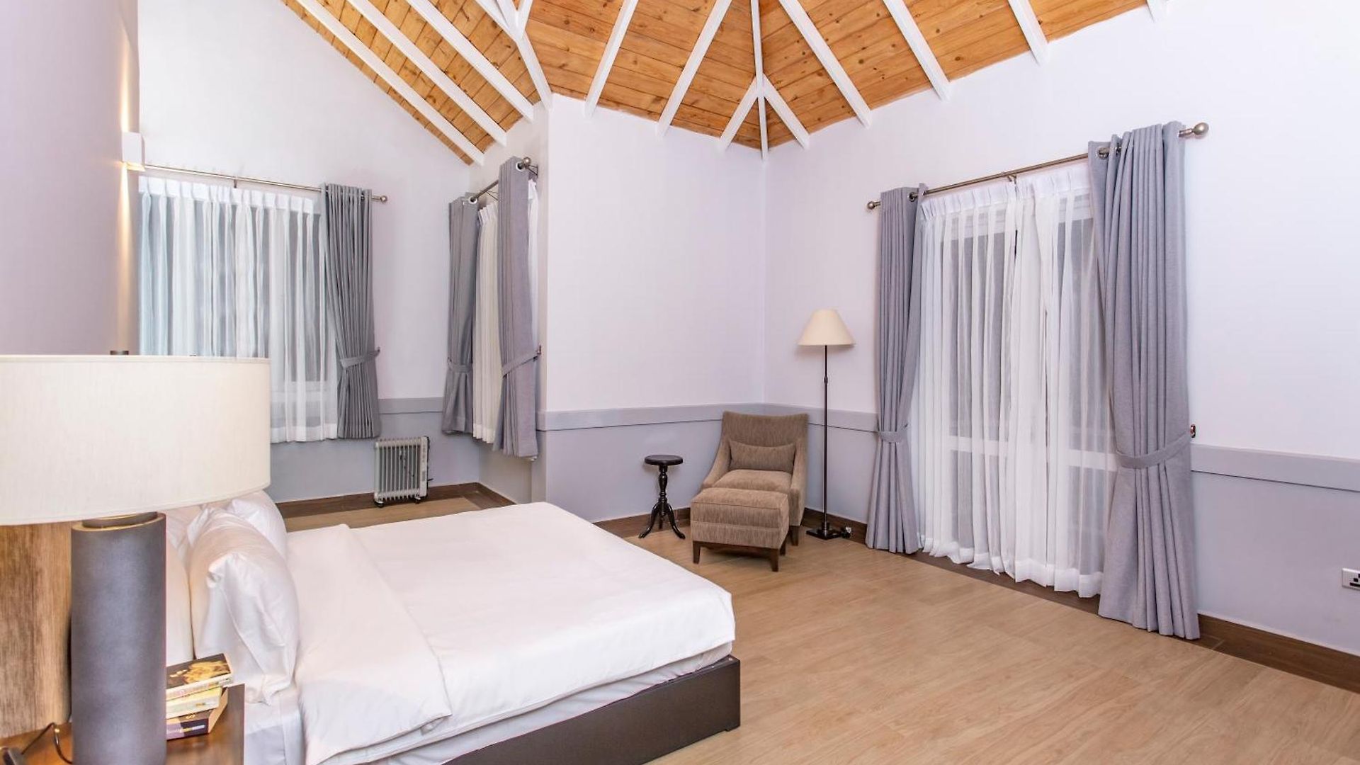 W15 Glenfall Hotel Nuwara Eliya