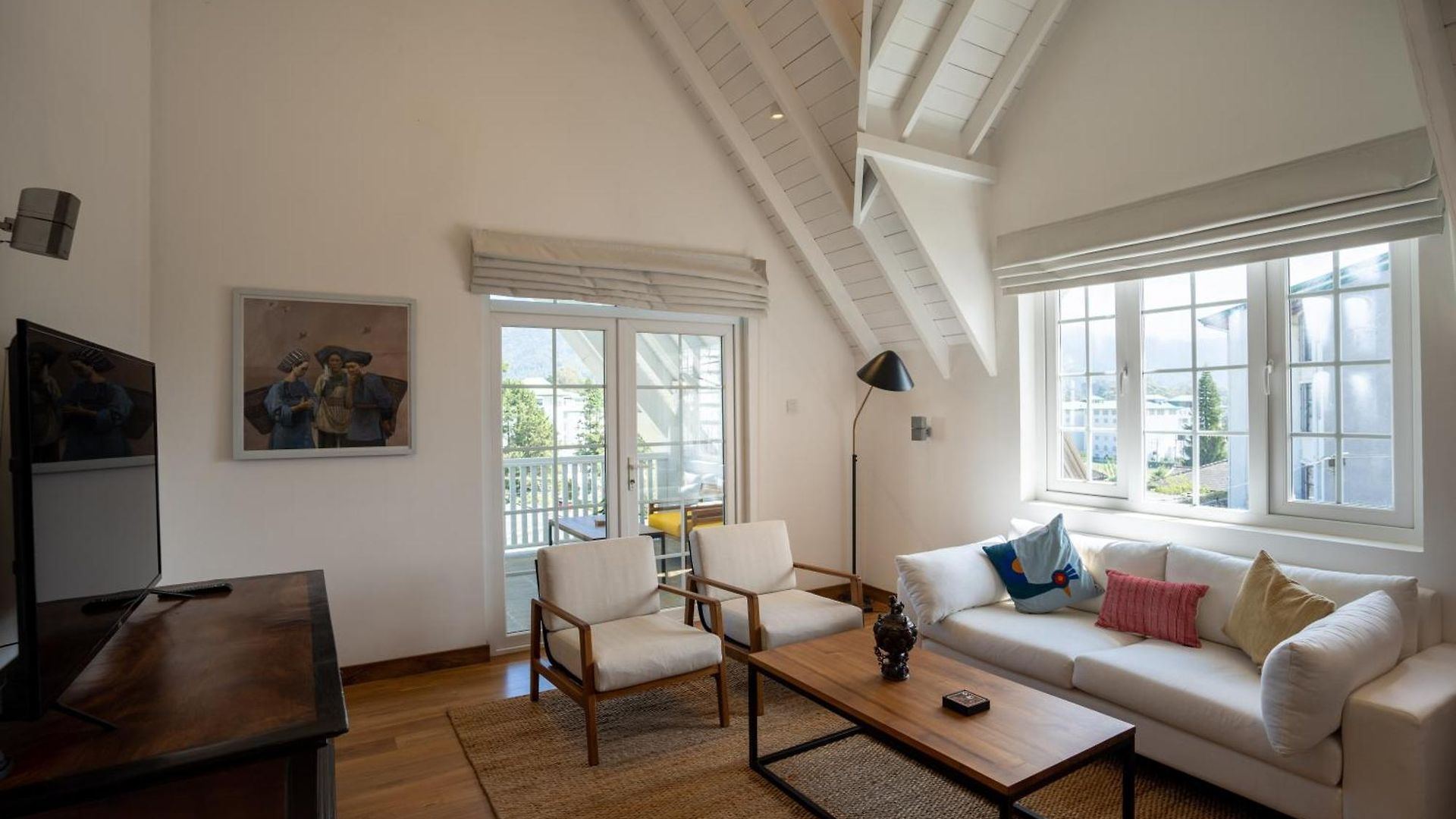 Villa Skye - *