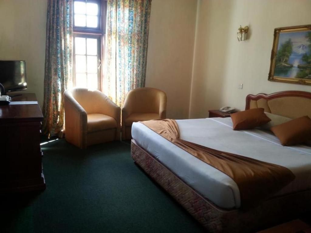 Hotel Alpine