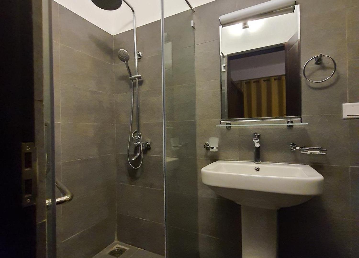 Mount View Two Bed Apartment *