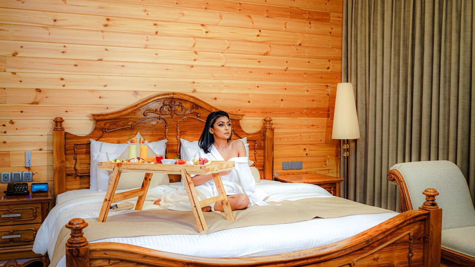 Araliya Red - Budget Friendly Hotel- Where Find Stunning 360 Panoramic View Of Hotel