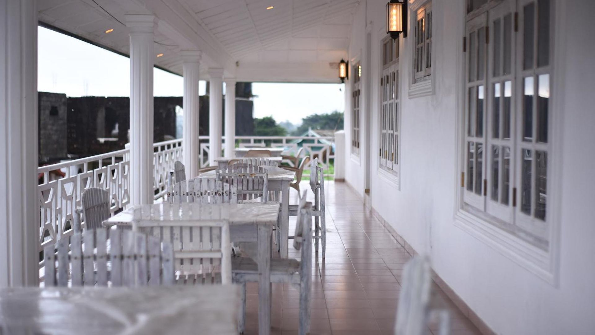 Oasis Hill Hotel Nuwara Eliya
