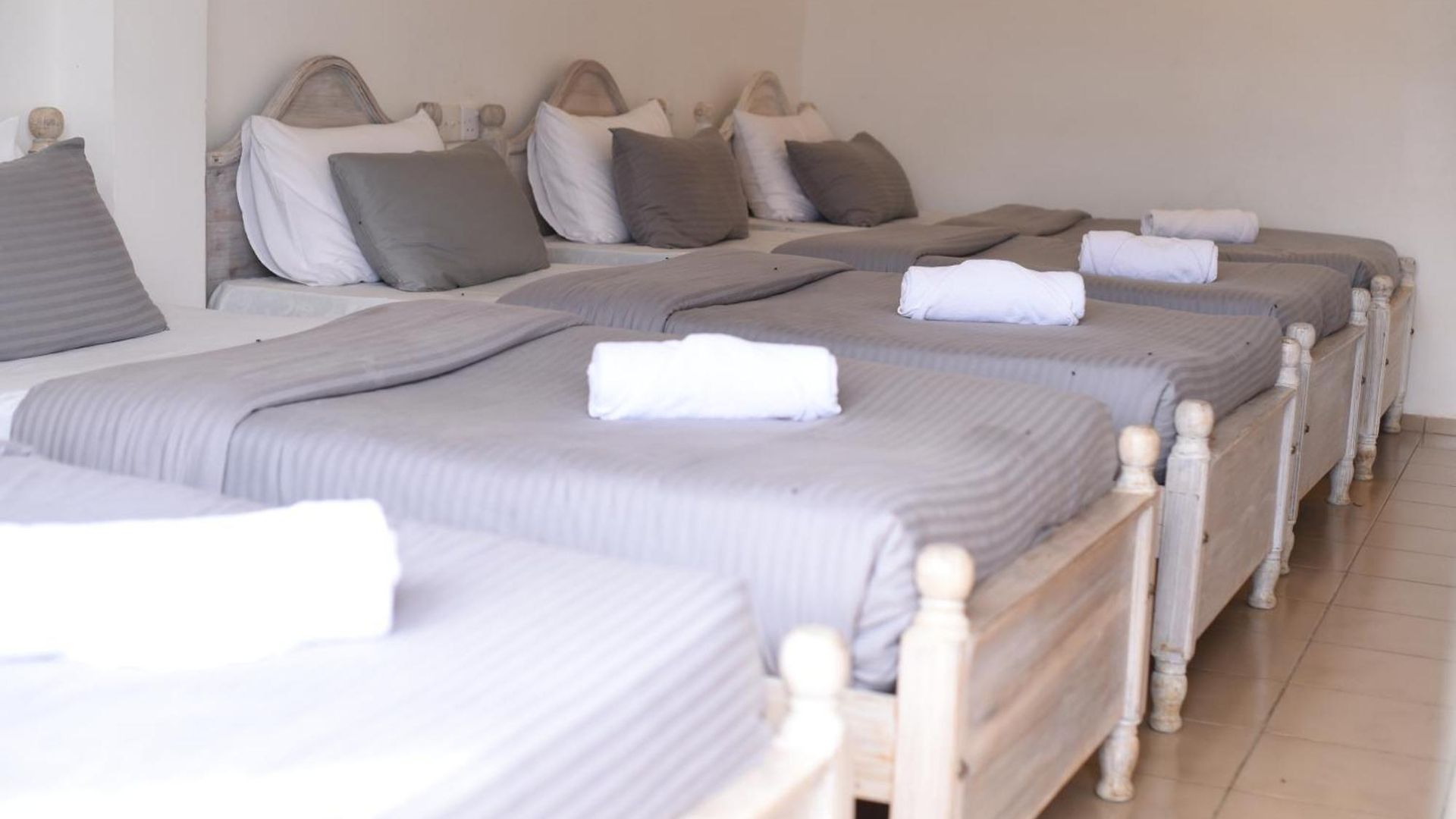 Hotel Oasis Hill Nuwara Eliya