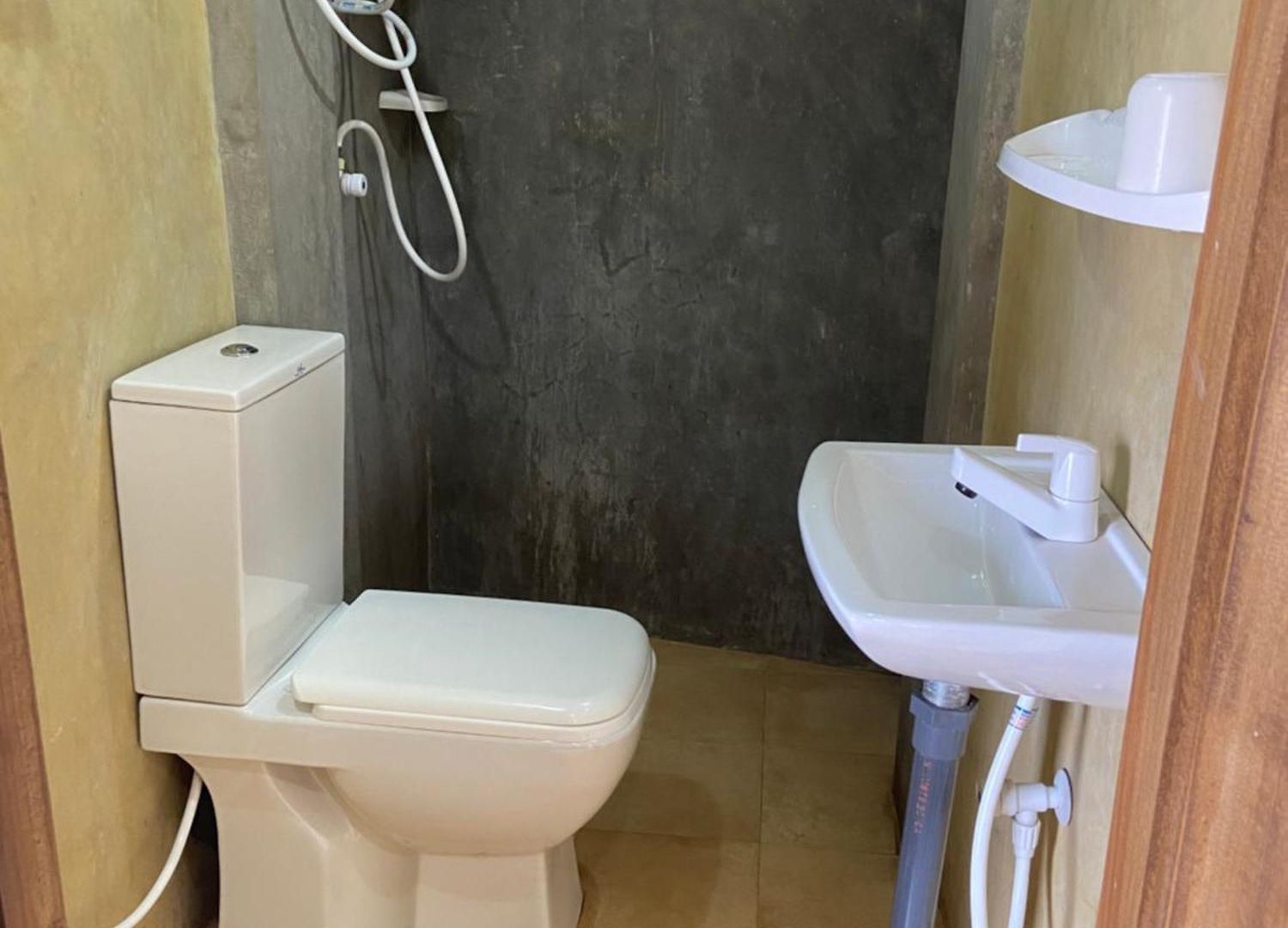 New Happy Guest house