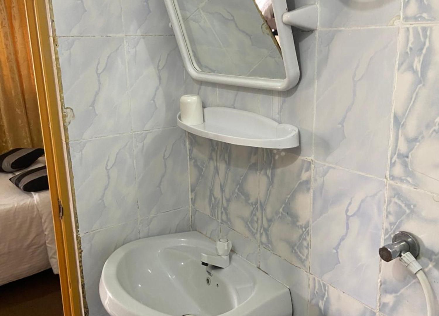 New Happy Guest house *