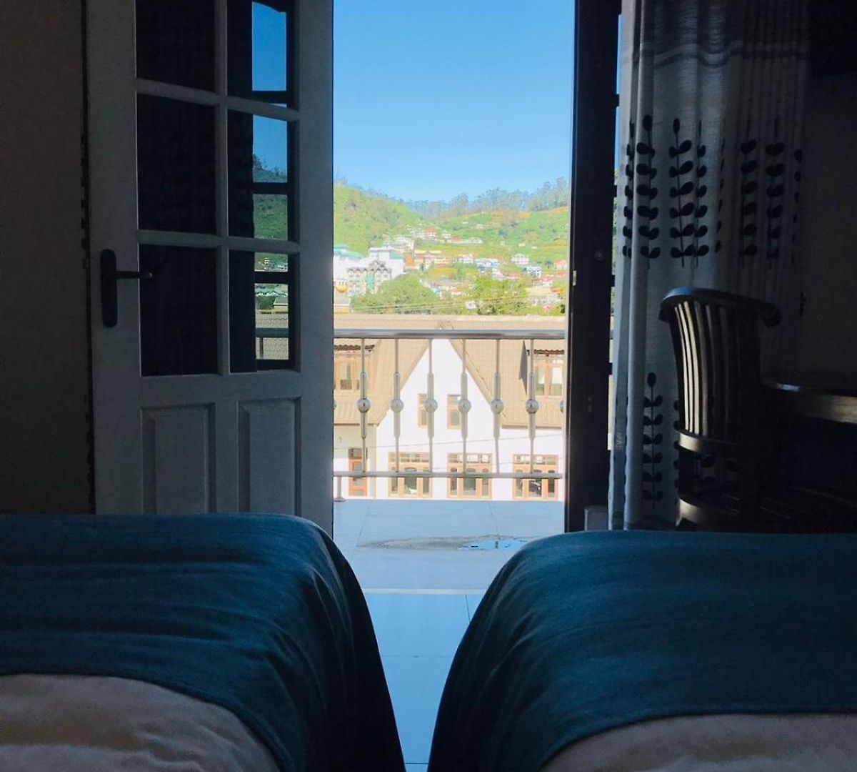 Thilina Hotel