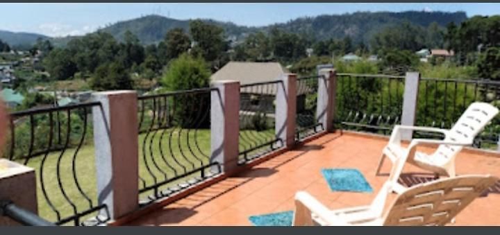 Bed & Breakfast Hi Serene Lanka