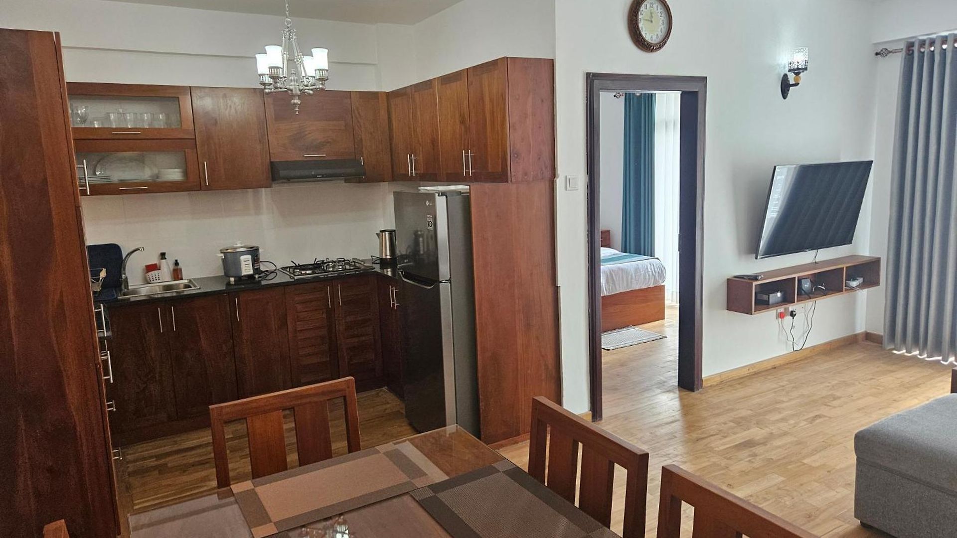 Ridge Rest, Apartment *