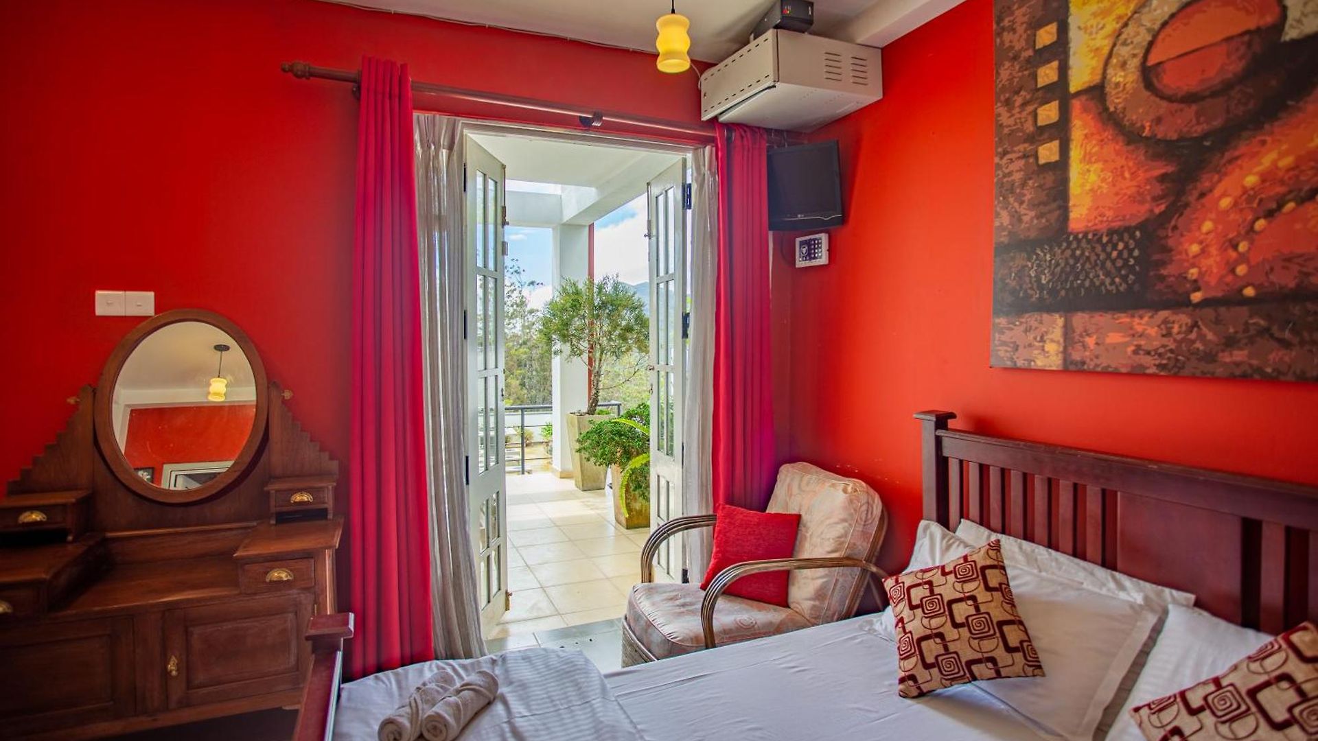 Hillneliya Hotel 3*