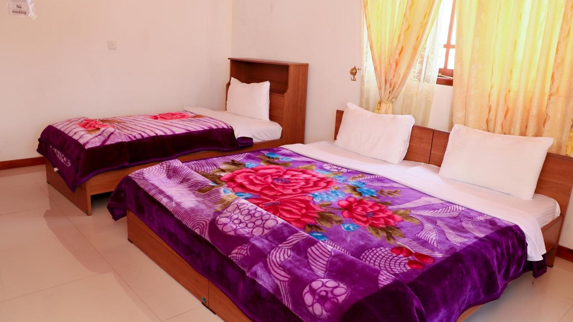 Oviya Guest 3*