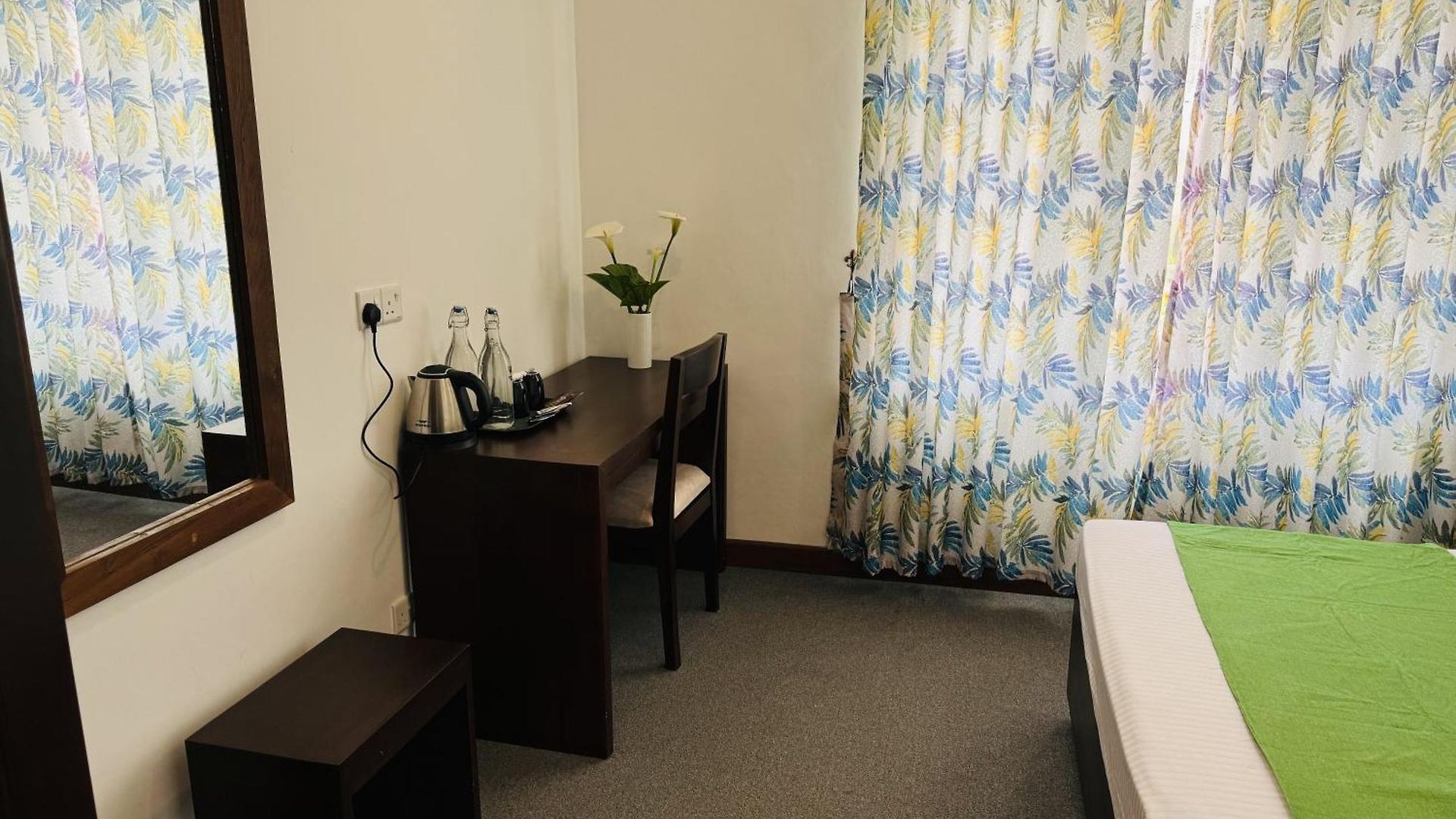 Hotel Lilys Nuwaraeliya Nuwara Eliya