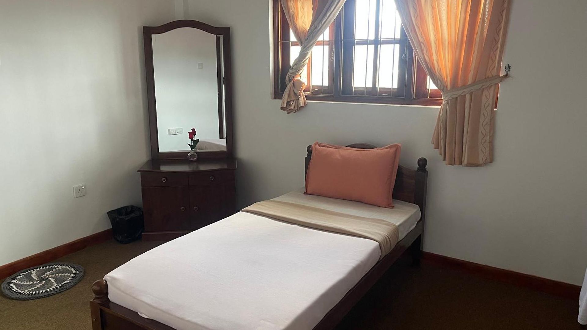 Asiri View Guest house *