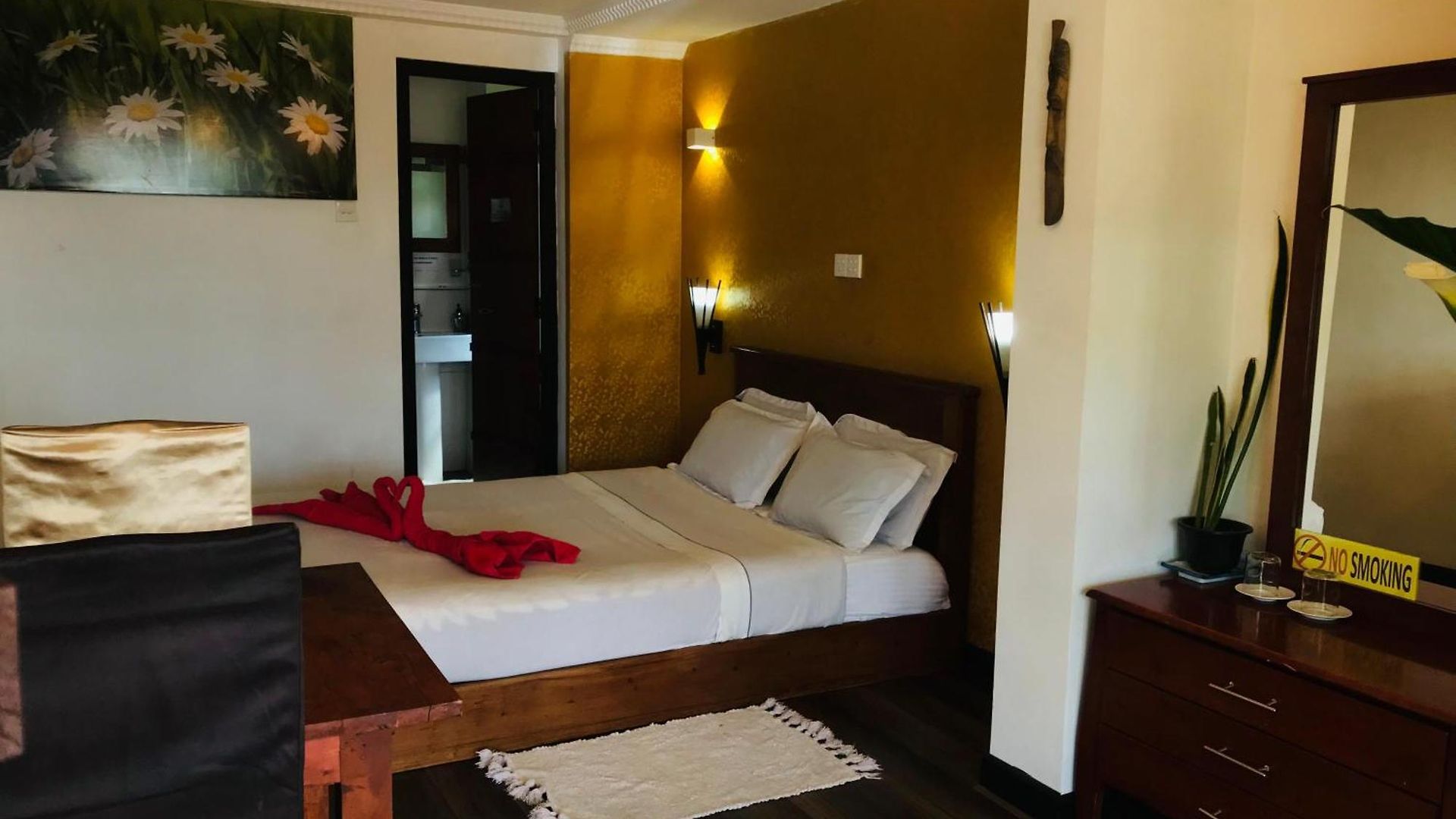 Guest house Red Wood 3*