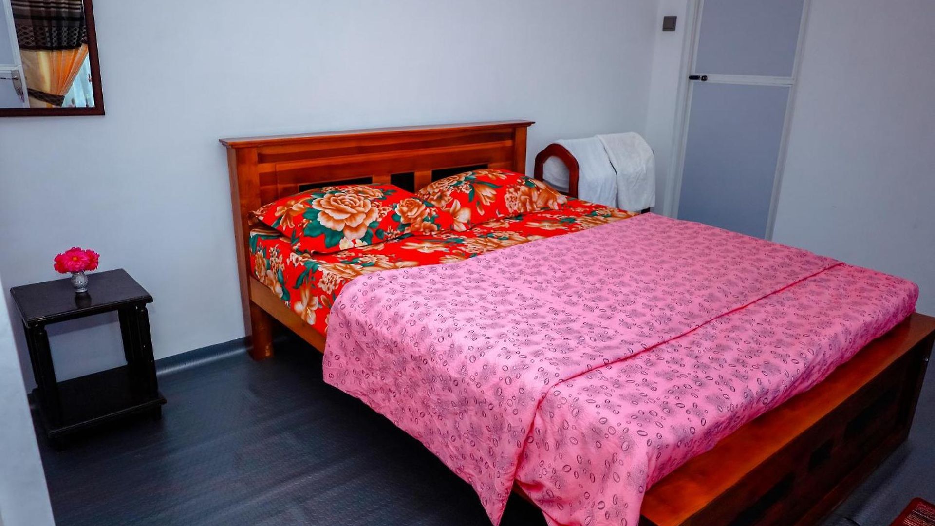 Peace Nest Homestay *