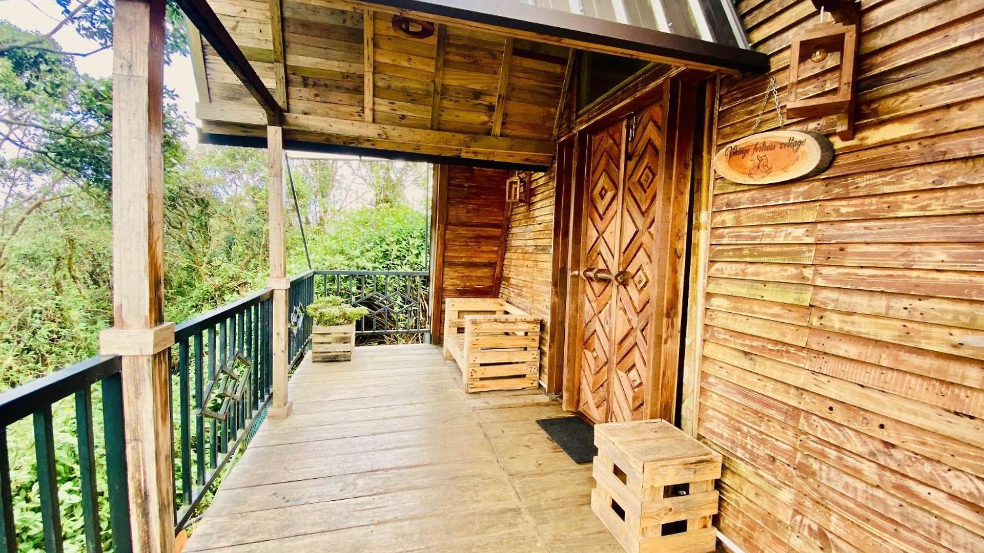 Hunters Wood Villa