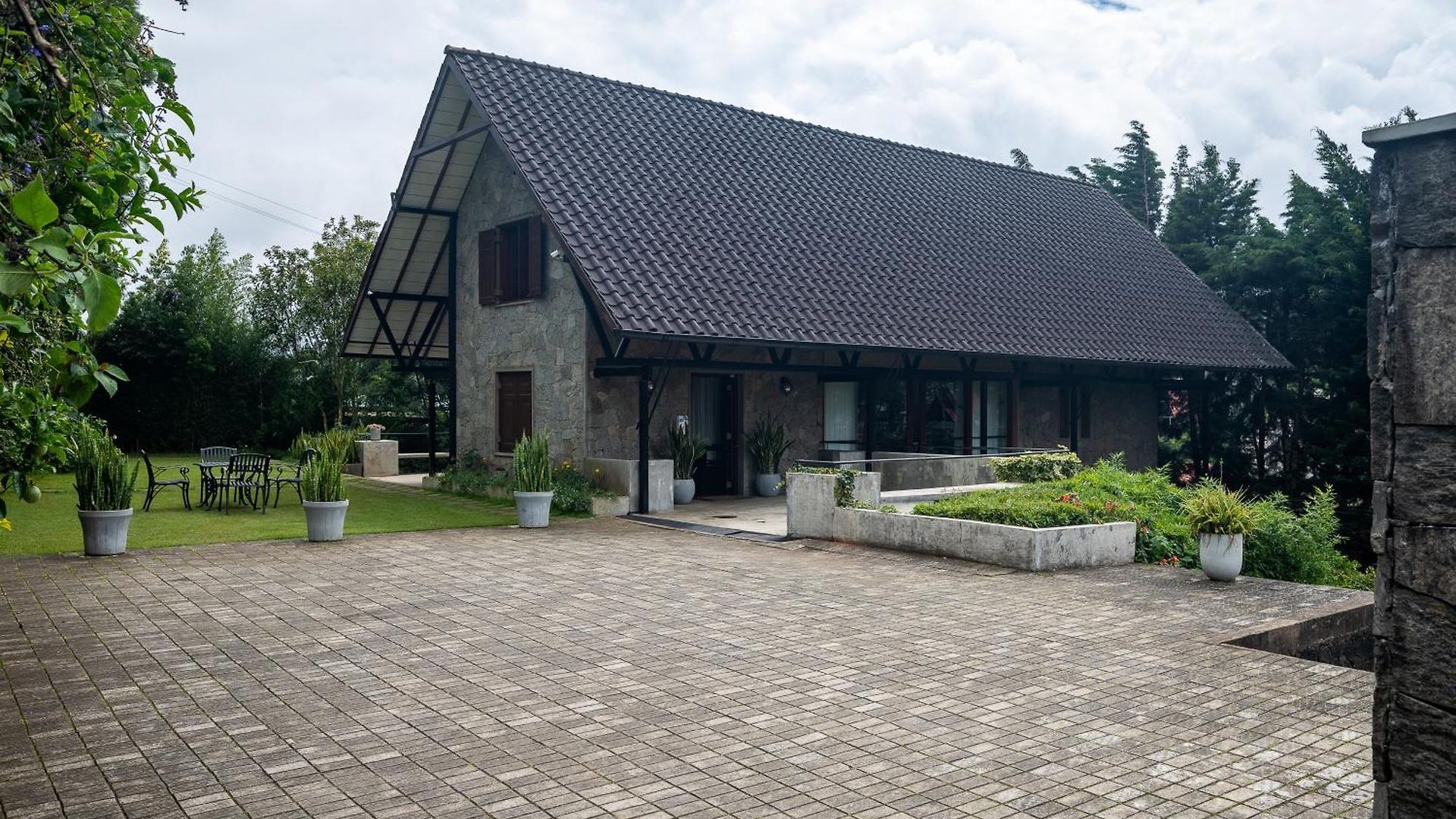 Bed & Breakfast Tathya Hills - Boutique Garden Escape 4*