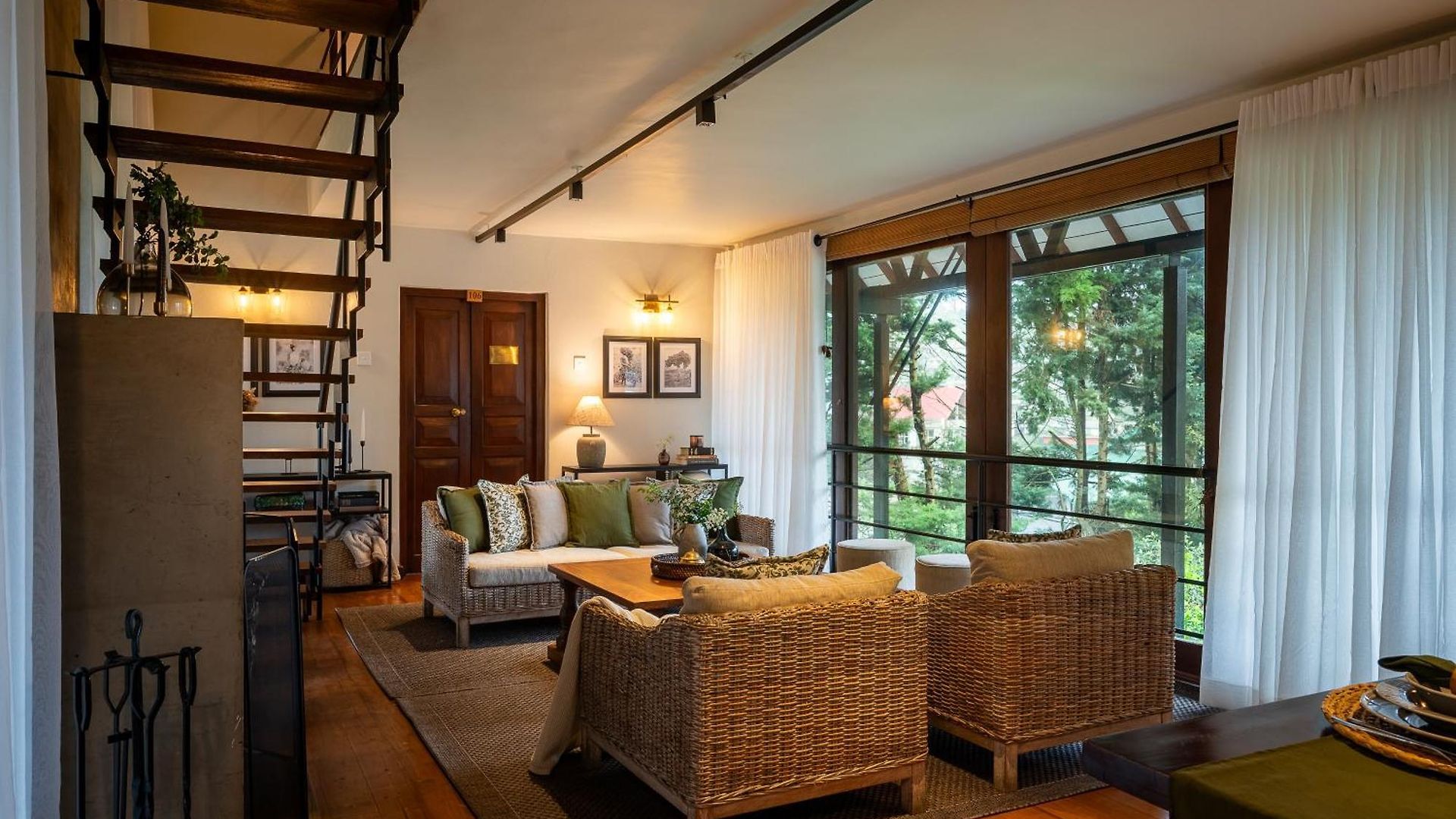 Bed & Breakfast Tathya Hills - Boutique Garden Escape Nuwara Eliya