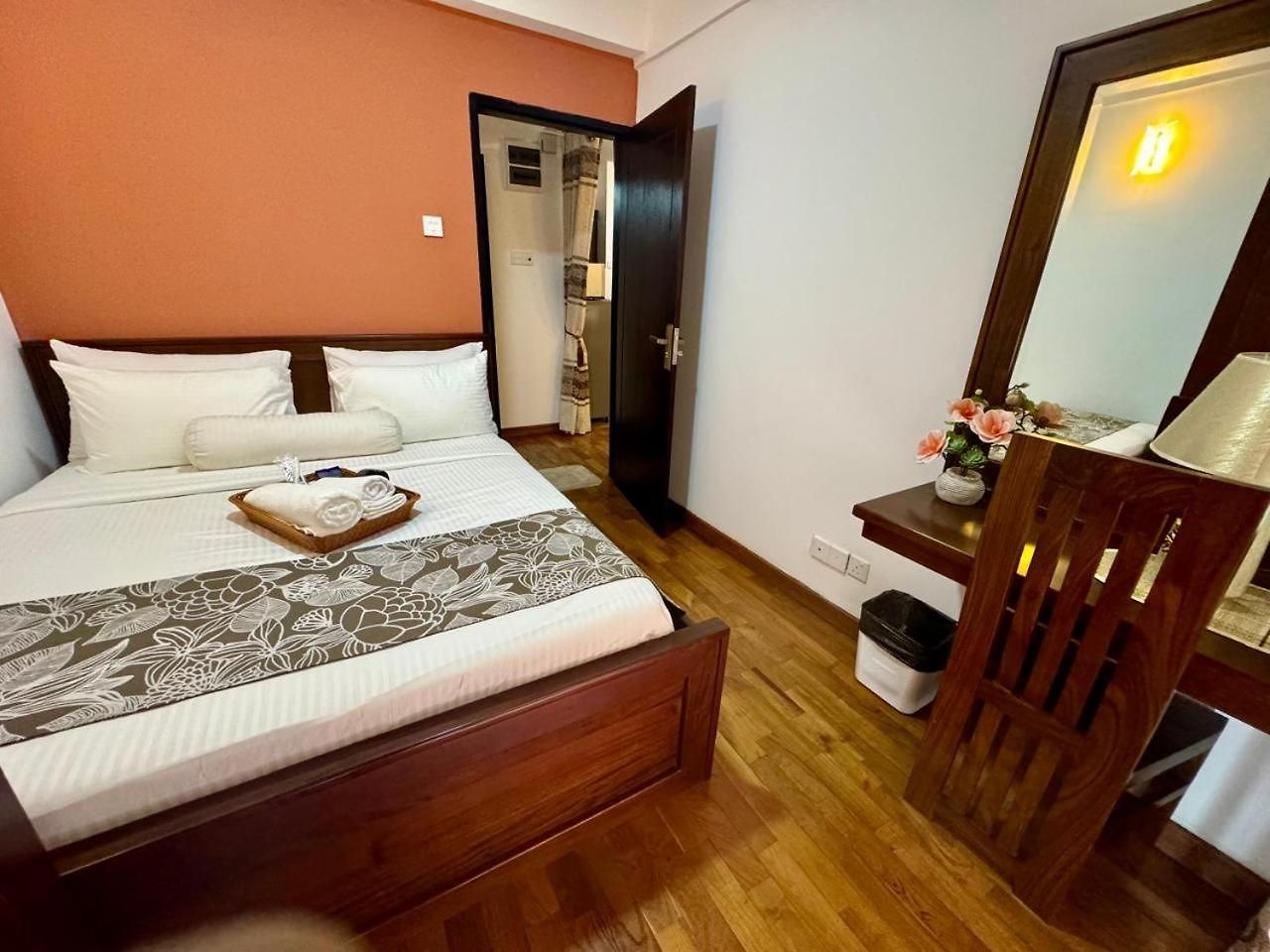 Highland View Apartment