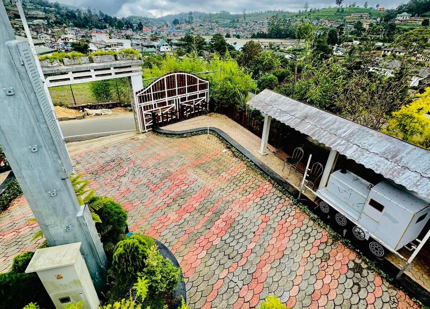 White Tower * Nuwara Eliya