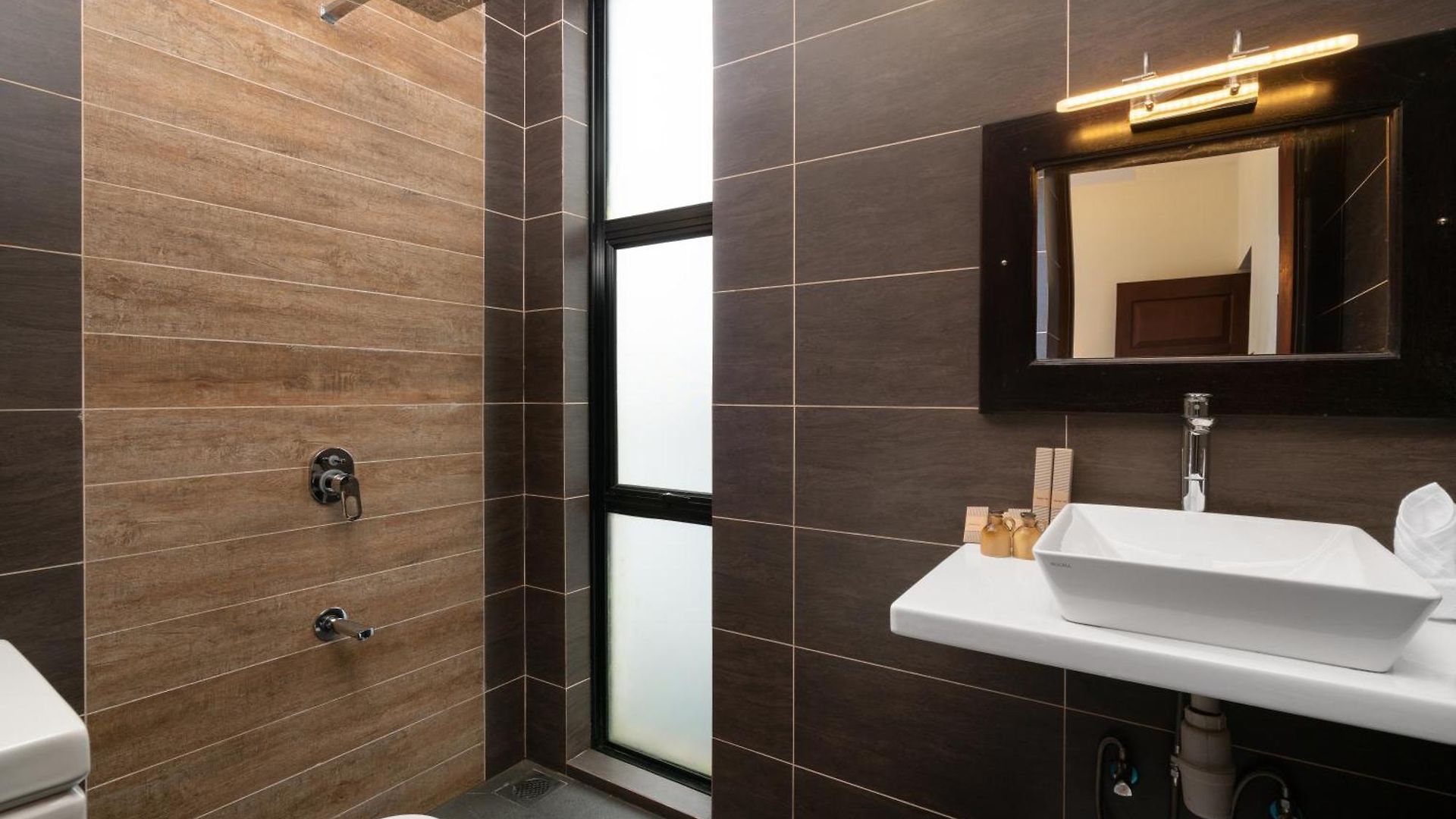 Hotel Mihidum At