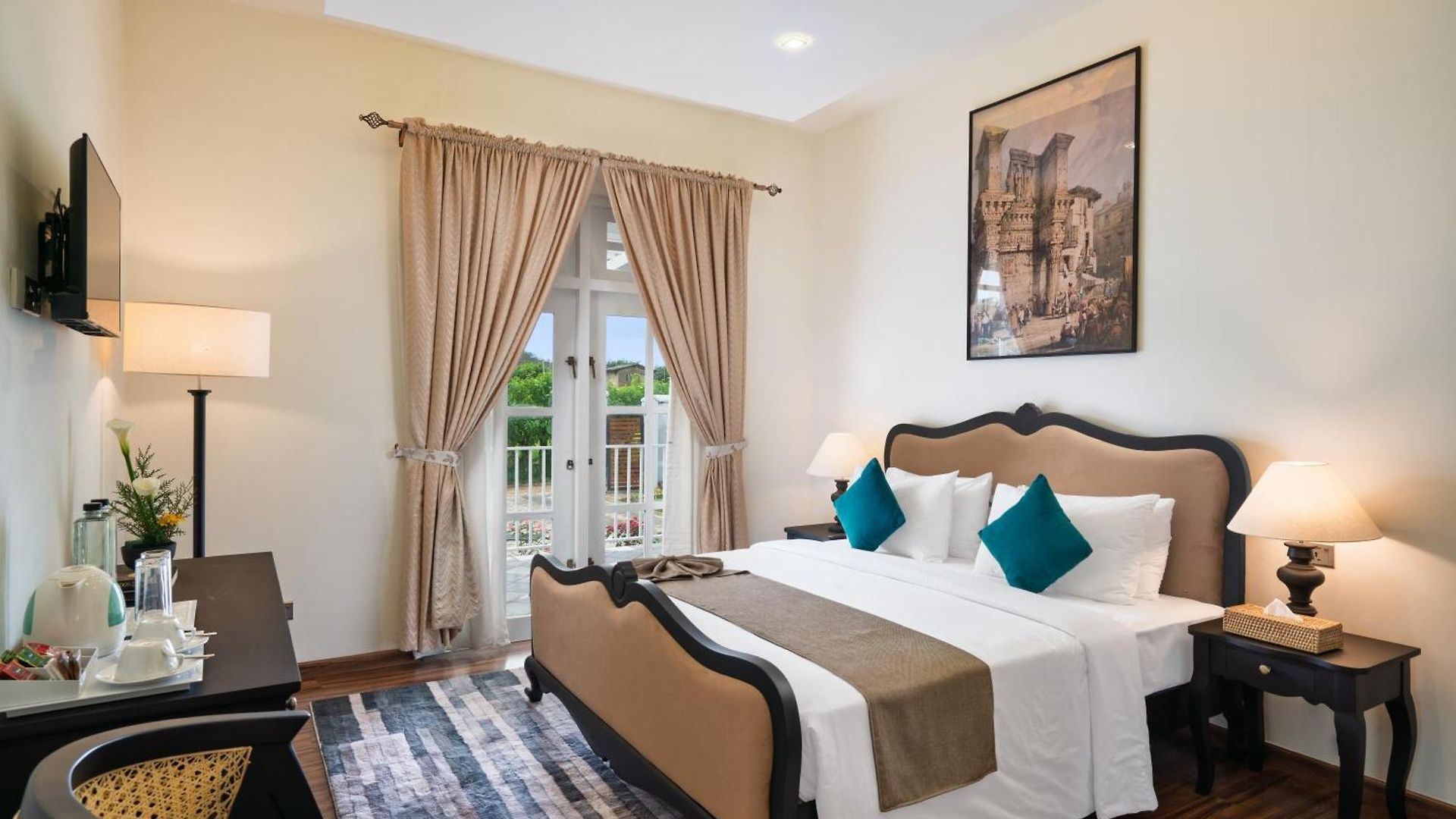 Hotel Mihidum At 3*