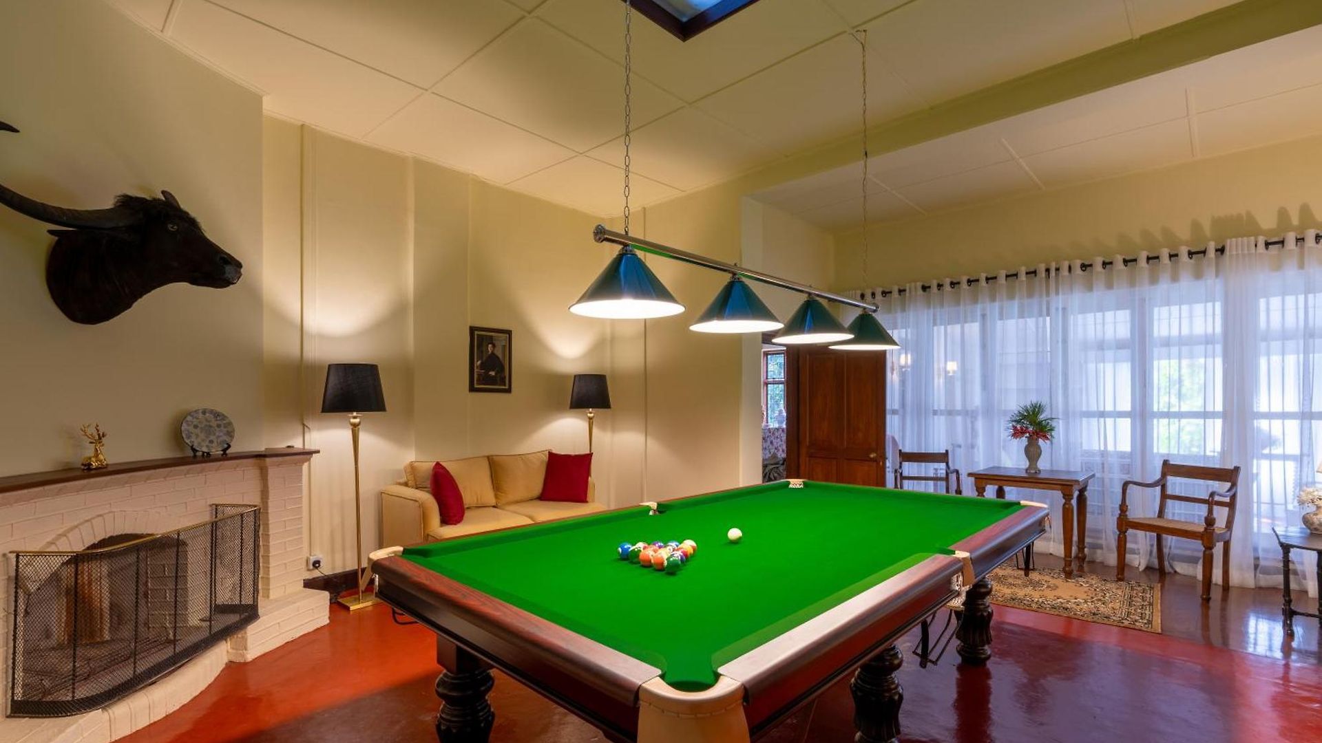 Hotel Summerhill By Bluechip Leisure