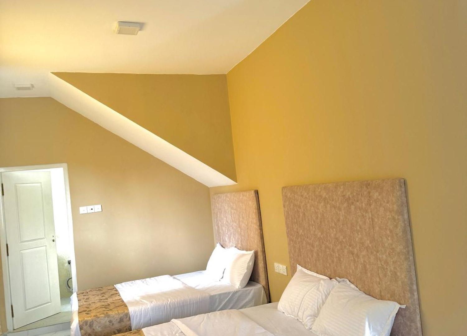 Royal Bliss Hotel 4*