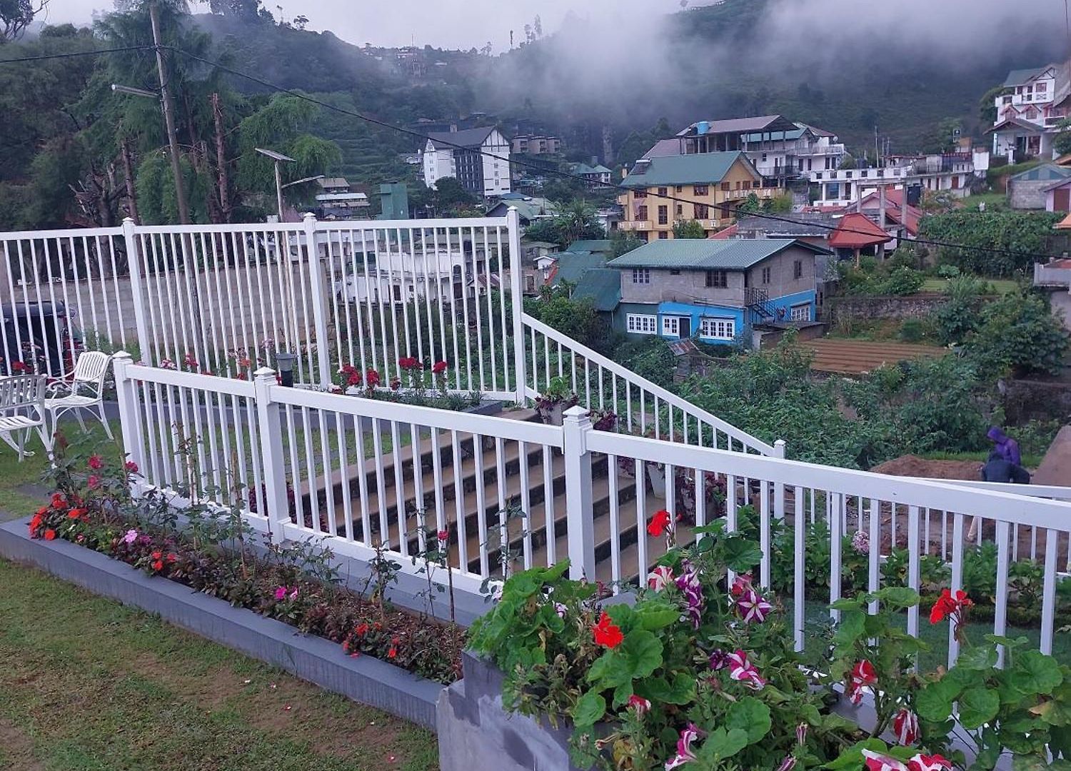 Hotel Twin Red - Luxury With Mountain View