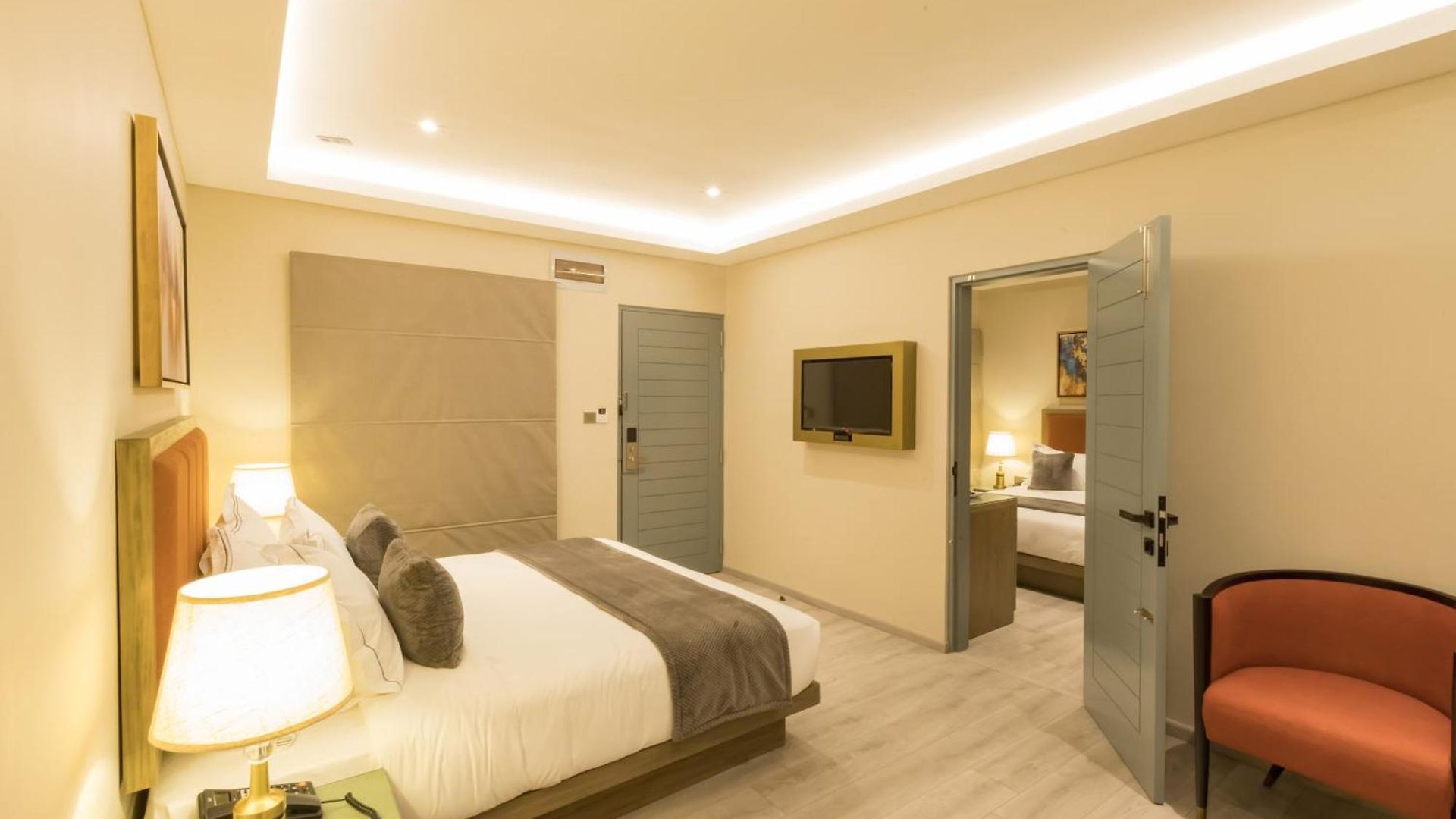 Yara Hotel