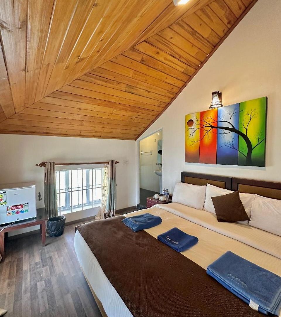 Hotel Royal Pearl Hills