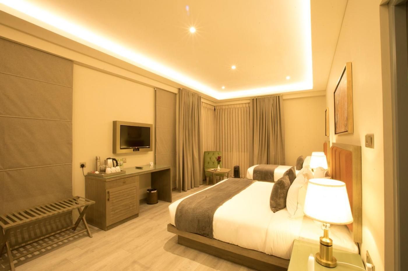 Hotel Yara
