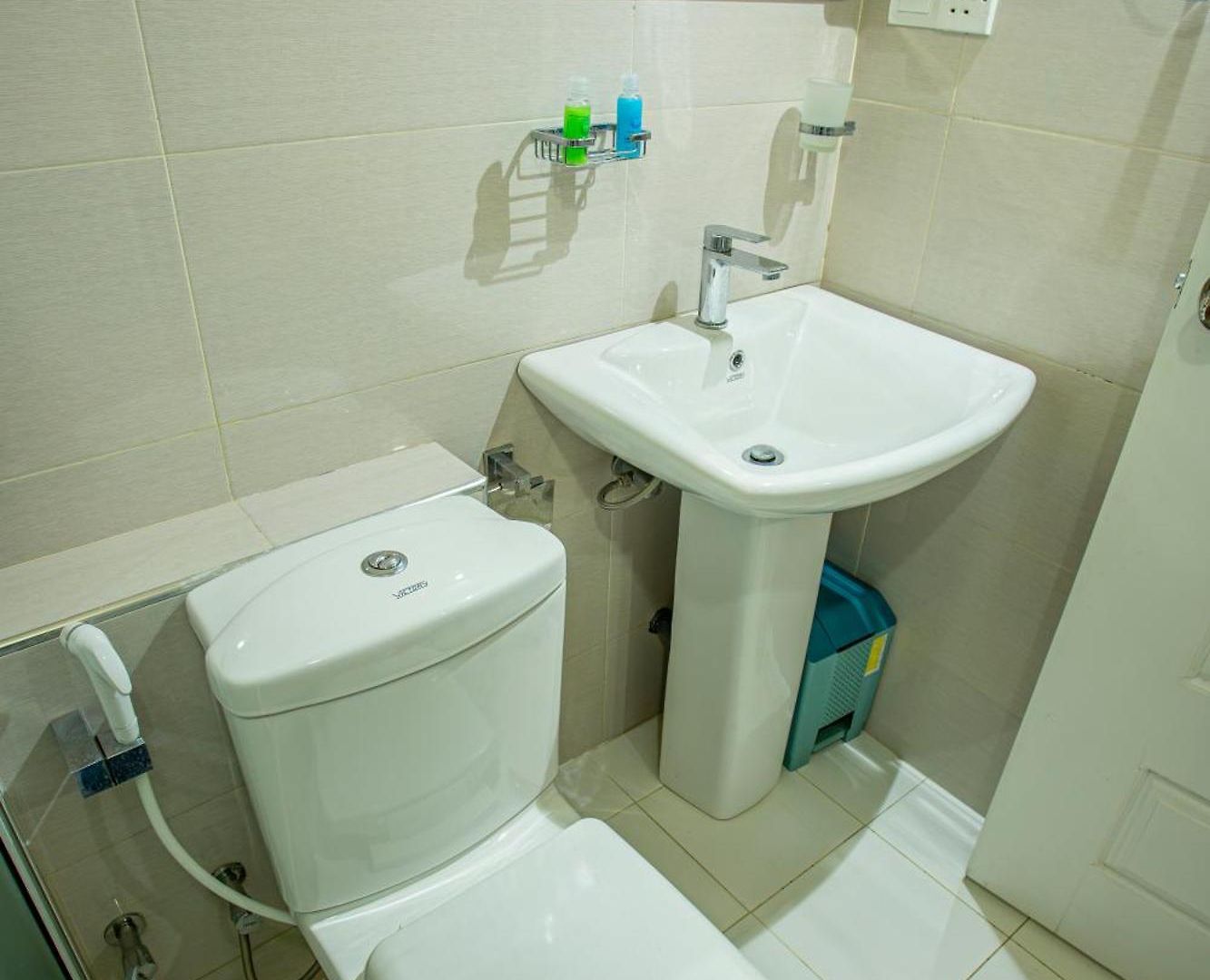 Country Club Hotel 3*