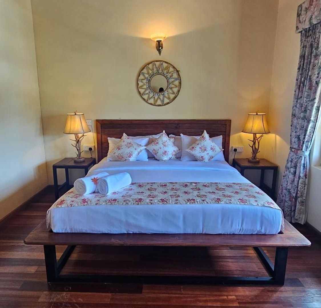 Hotel The Loris Manor