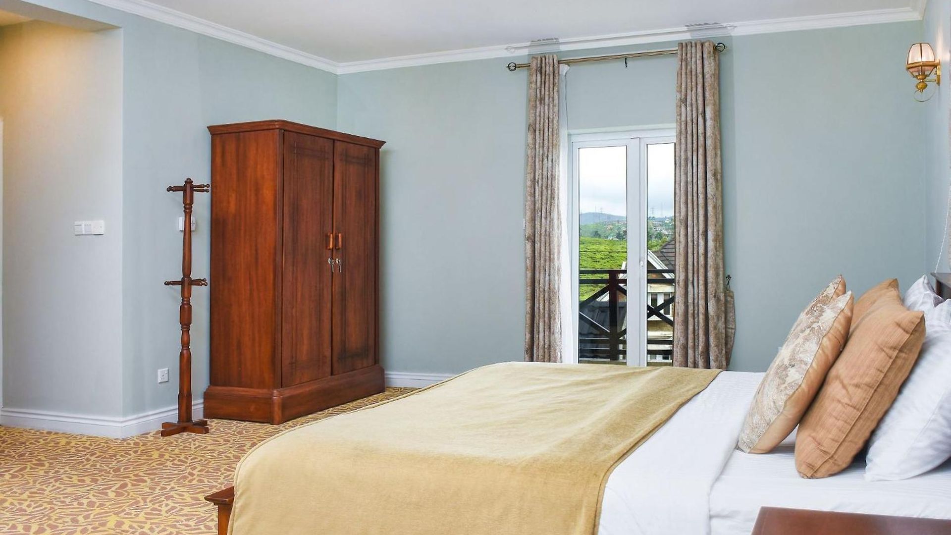 Hotel Little England By Joes 5*
