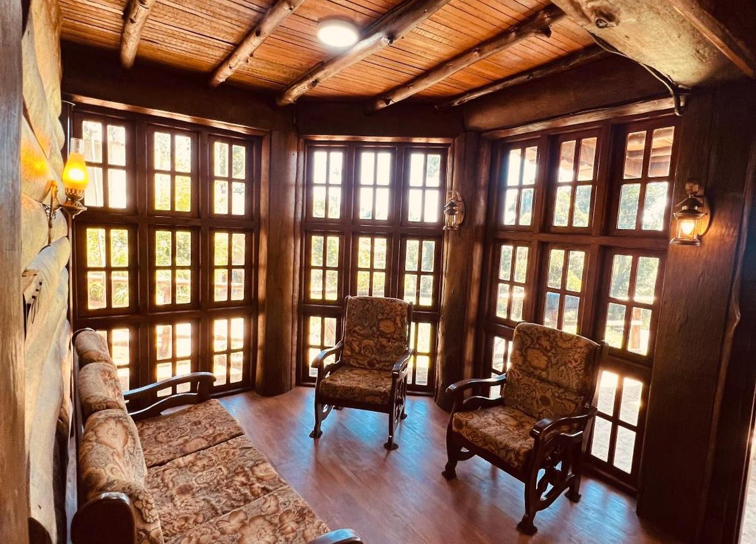 Lodge Micro Wood
