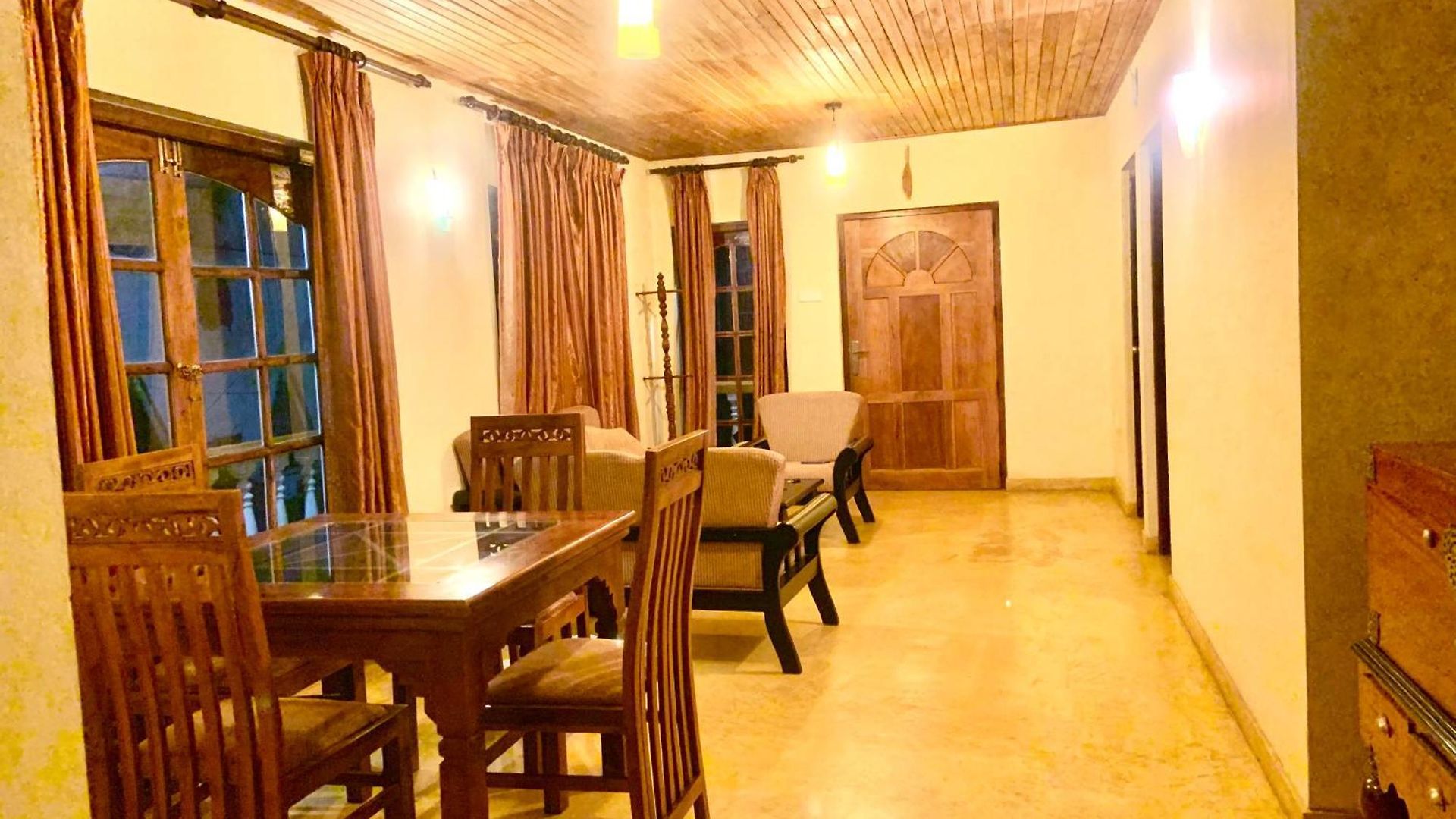 Bed & Breakfast Golden King 3*