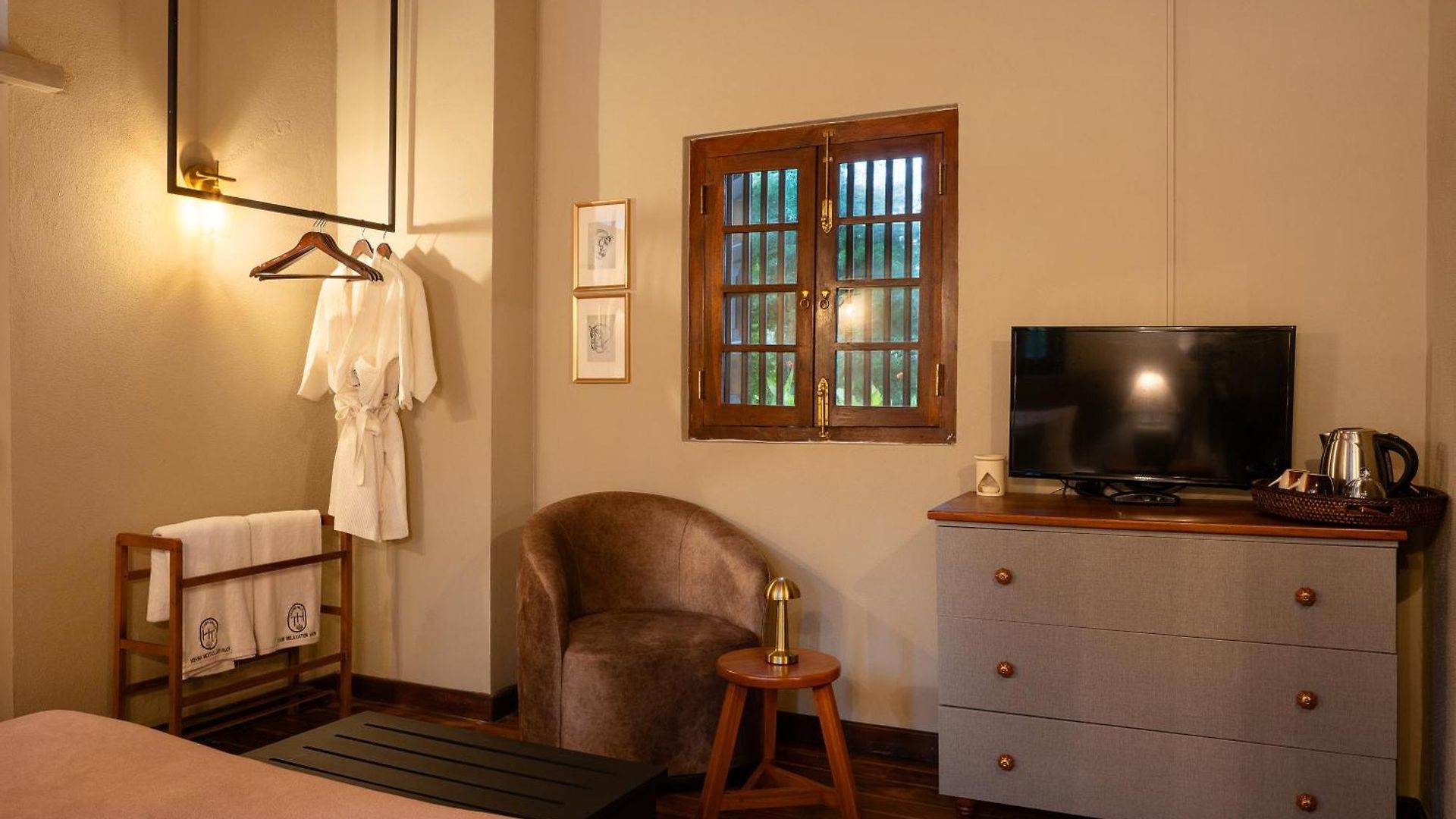 Tathya Hills - Boutique Garden Escape Bed & Breakfast