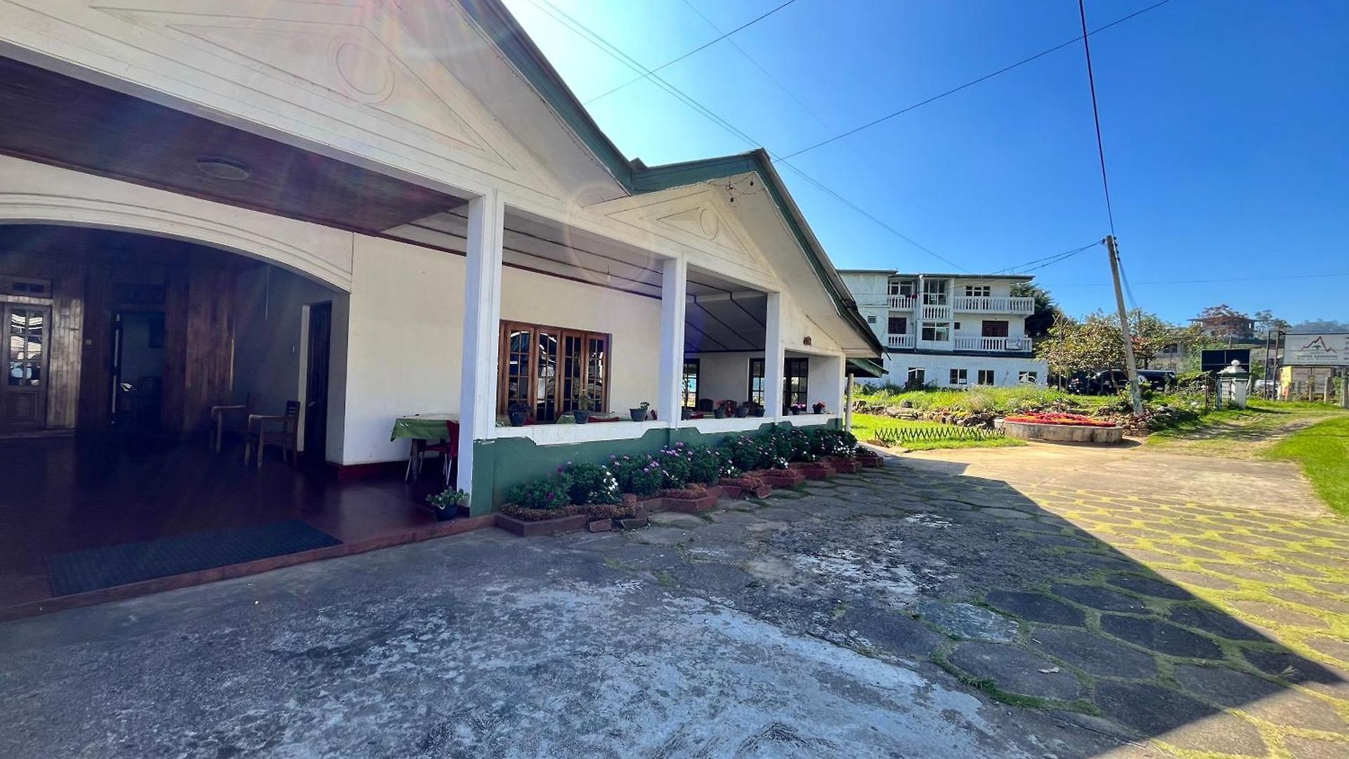 The Savanna * Nuwara Eliya