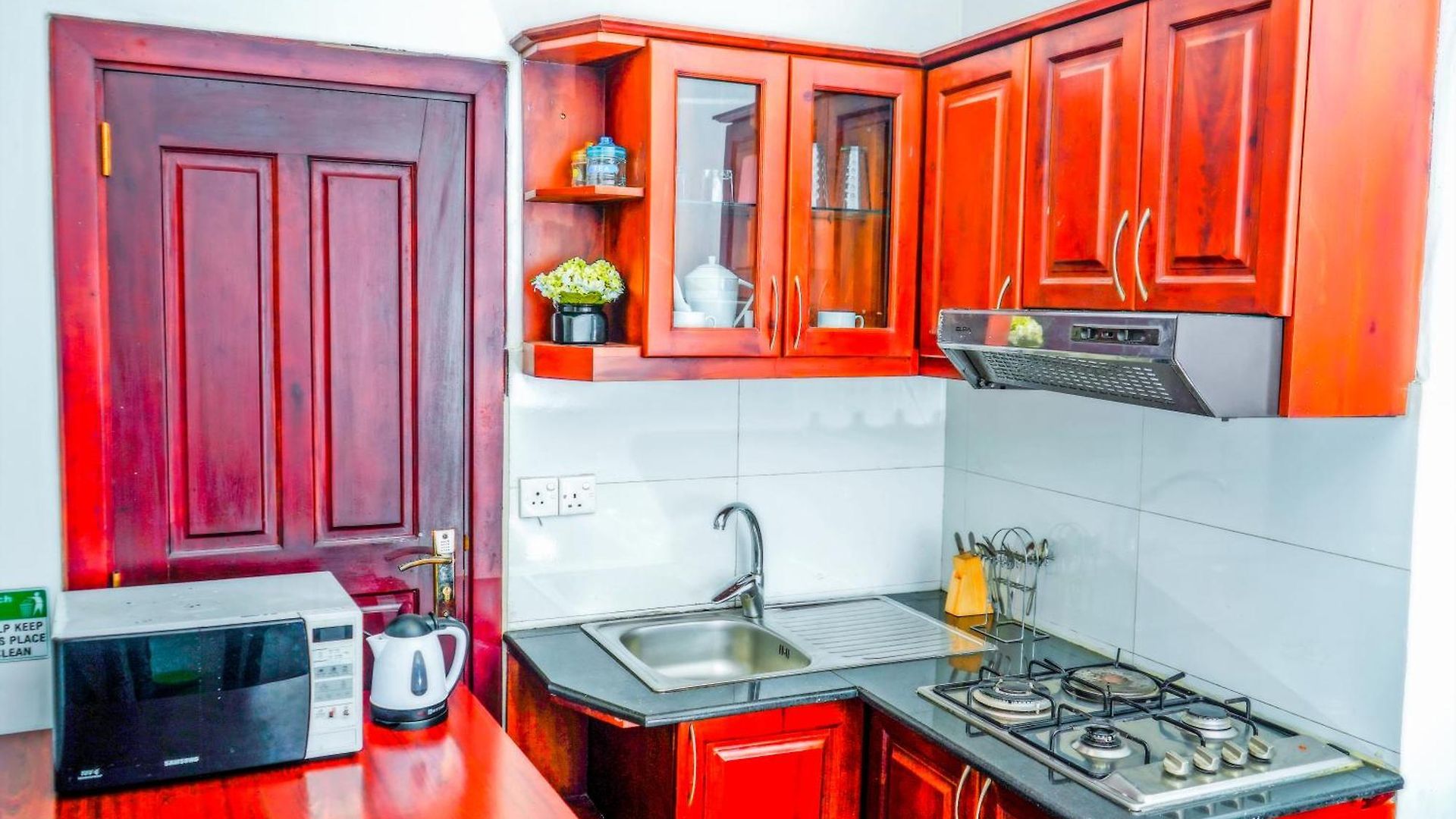 Mountain Breeze Chill Apartment Nuwara Eliya