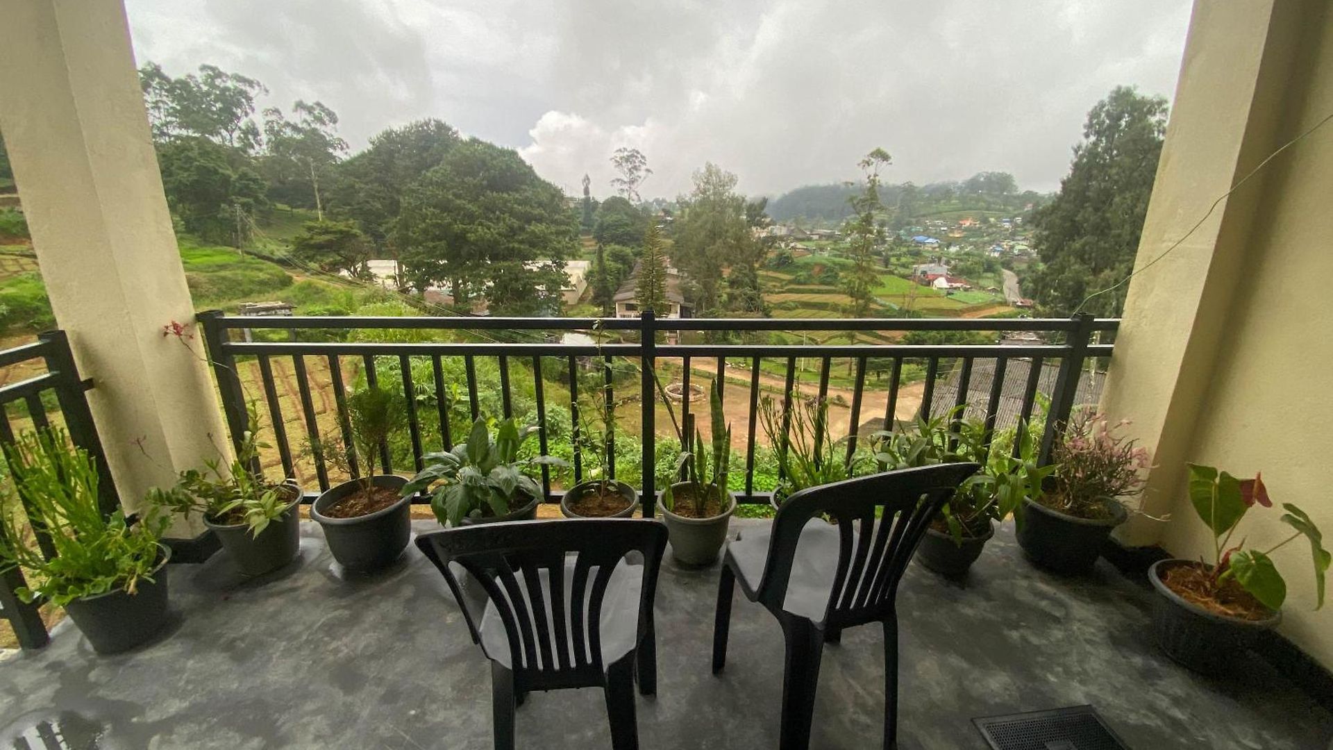 S And D Nuwara Eliya